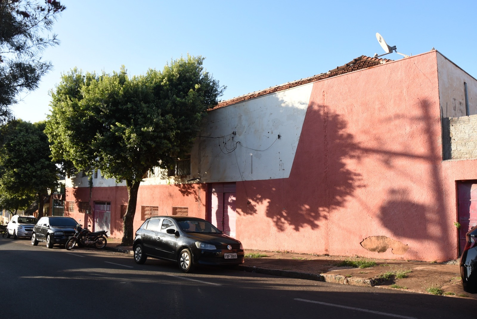 Prefeitura de Barretos informa data do novo leilão para venda das áreas dos extintos Colégio Ateneu e Clube Casa Grande