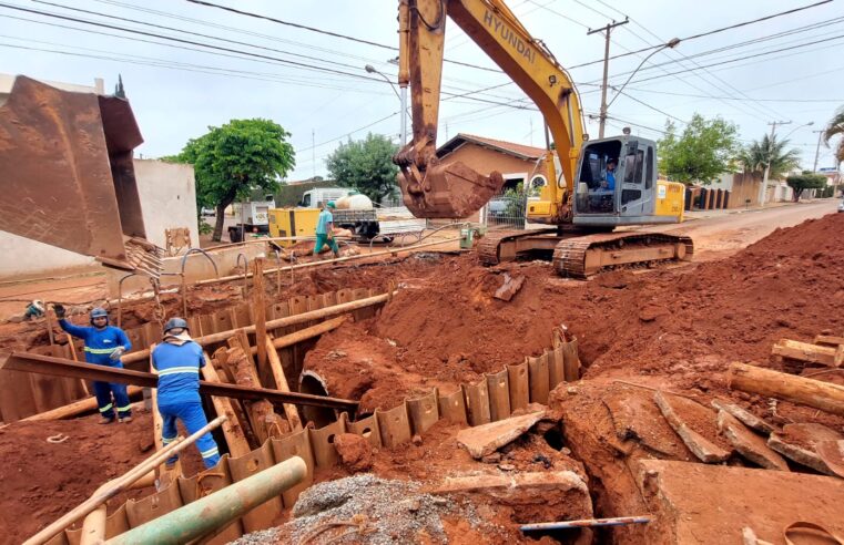 Obras antienchentes na região central avançam e instalação de aduelas entra na fase final