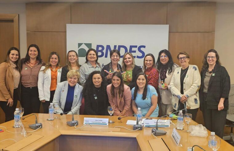 Prefeita Paula Lemos participa de reunião no BNDES para tratar de perspectivas de financiamento socioambiental