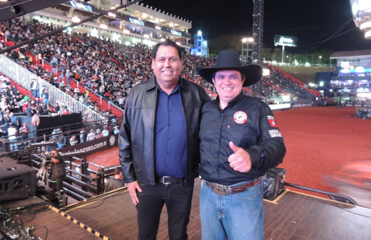 UNIFEB lança Vestibular 2024 no palco do Estádio de Rodeios da Festa do Peão de Barretos 