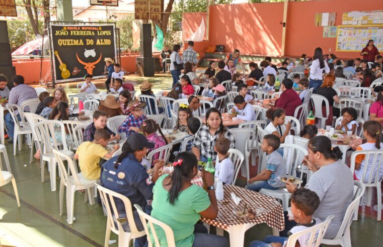 Escolas e Cemeis da Rede Municipal de Ensino dão início à temporada de “Queima do Alho”