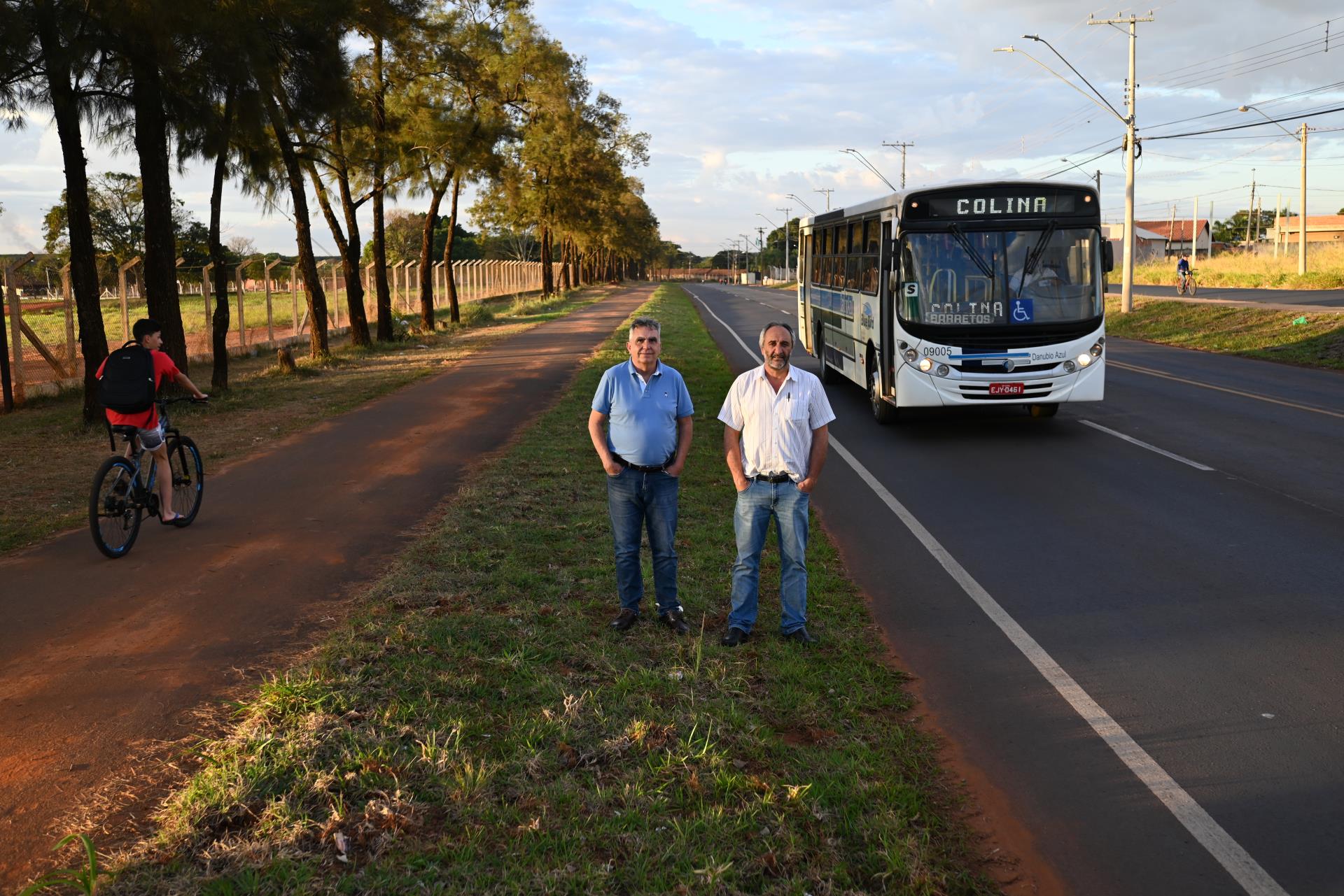 Prefeitura de Colina executa infraestrutura urbana em vicinal e Rua 17