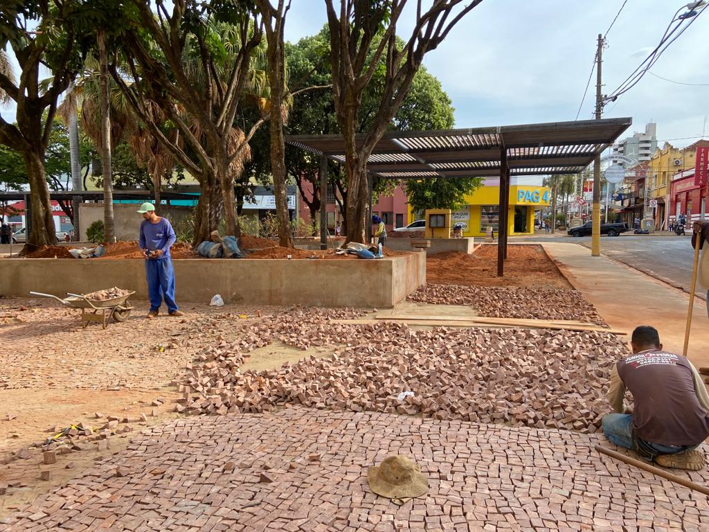 Quiosques da Praça serão demolidos a partir de quarta, dia 13