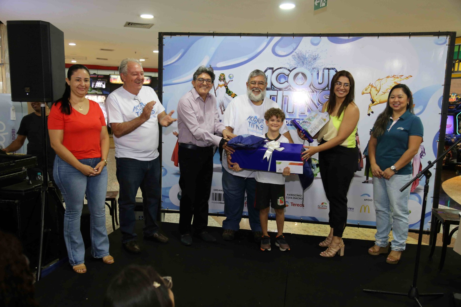 Comitê do Baixo Pardo/Grande premia estudantes vencedores de 13 municípios do Concurso de Desenhos Acqua Titãs