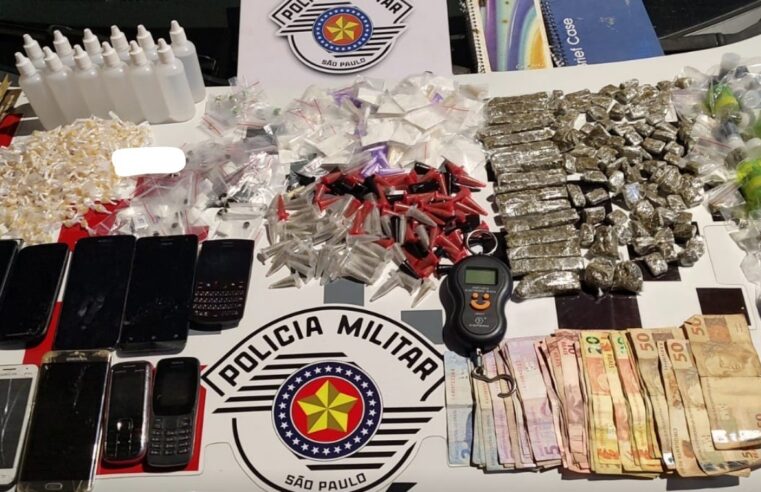 Polícia prende quatro com  860 porções de drogas no Jabaquara