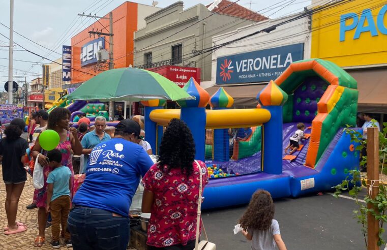 Programação gratuita para a Semana das crianças movimenta o comércio de Barretos