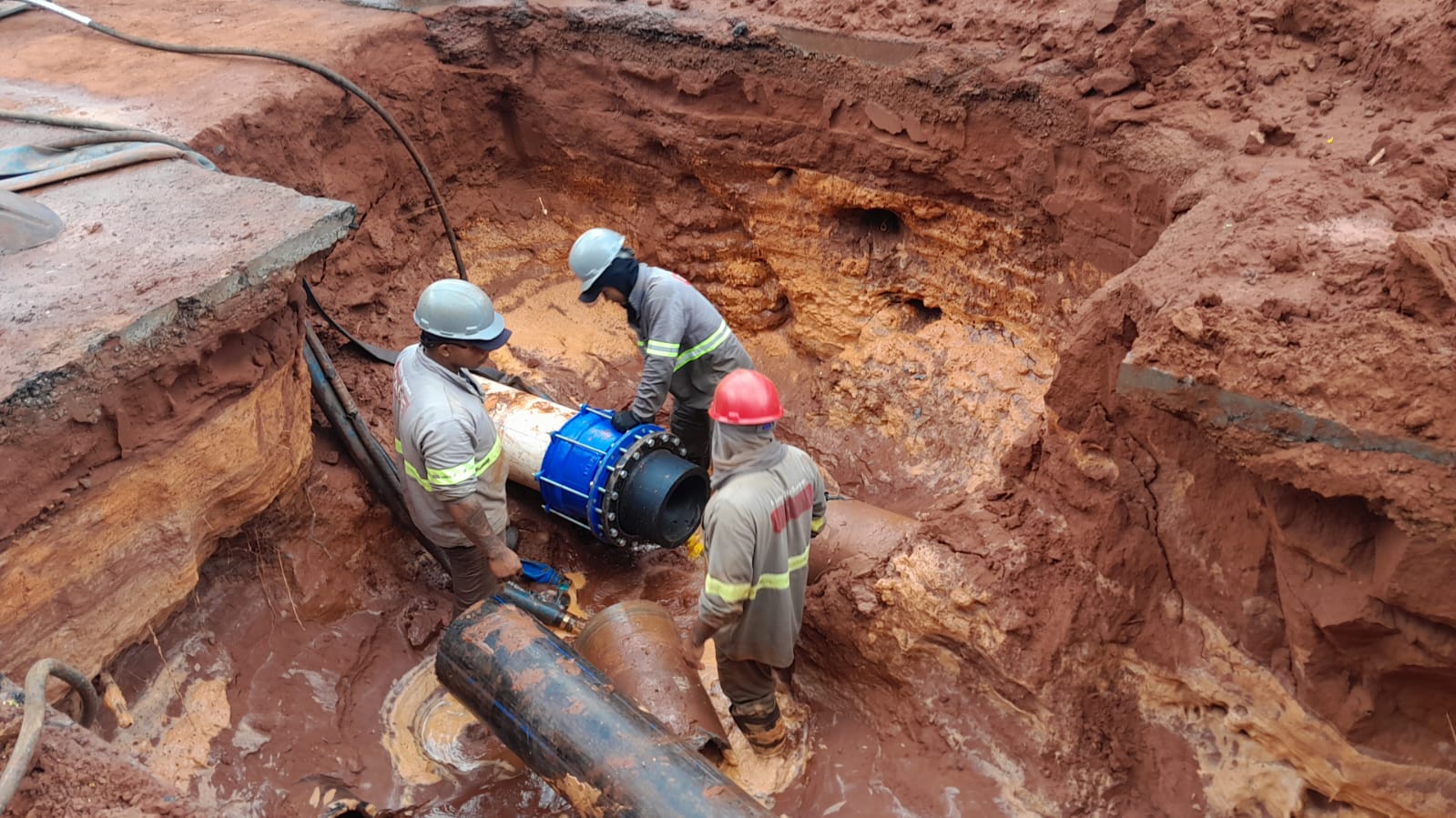 SAAE Barretos promove interligação da nova adutora da Ra 18 ao sistema de abastecimento de água nesta quinta-feira (05)