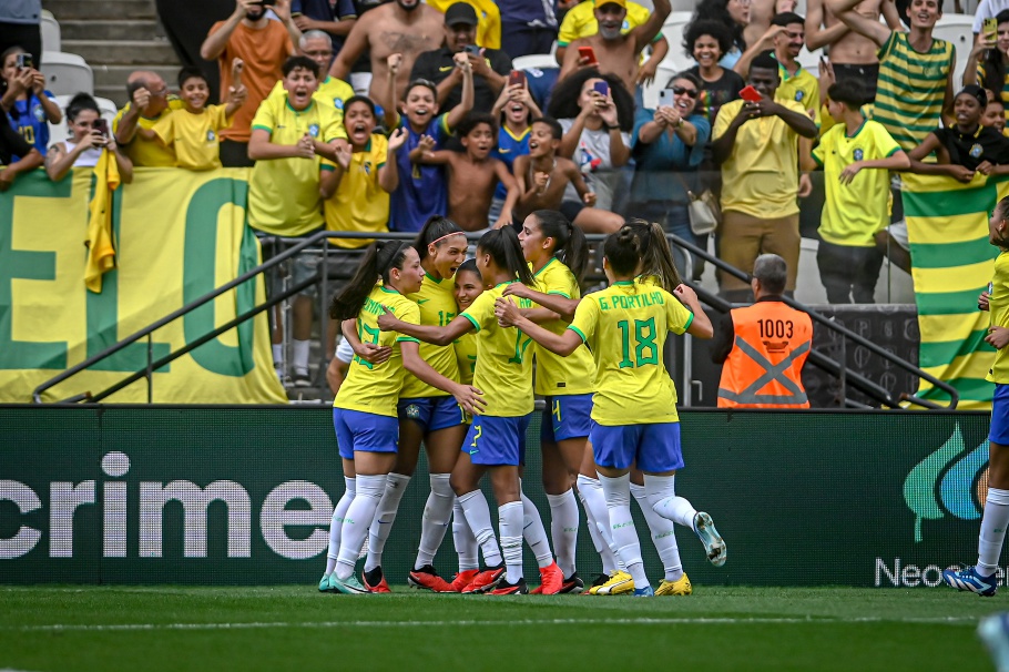 Futebol feminino: Brasil vence o Japão em amistoso