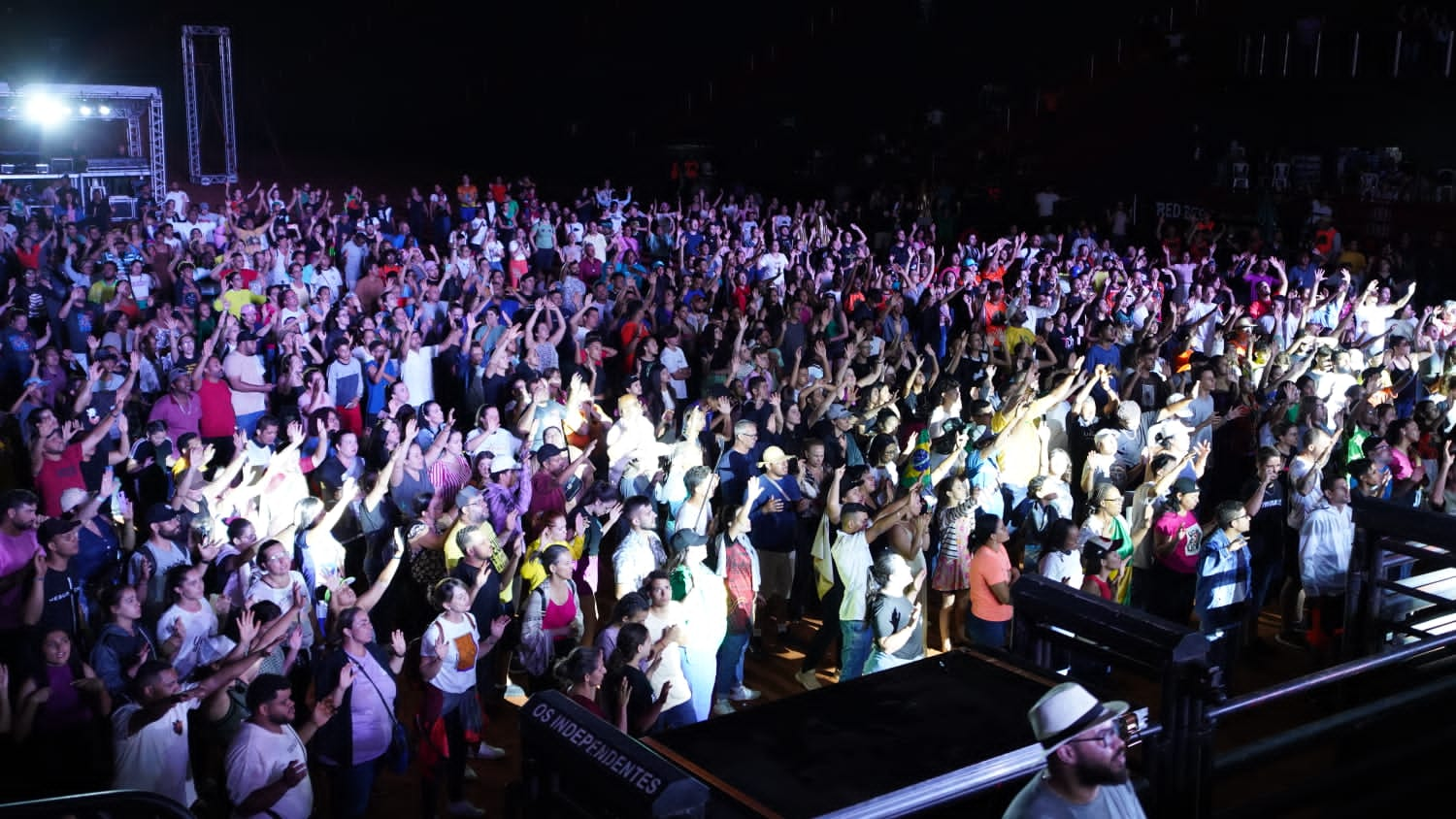 Evento evangélico atrai bom publico no Parque