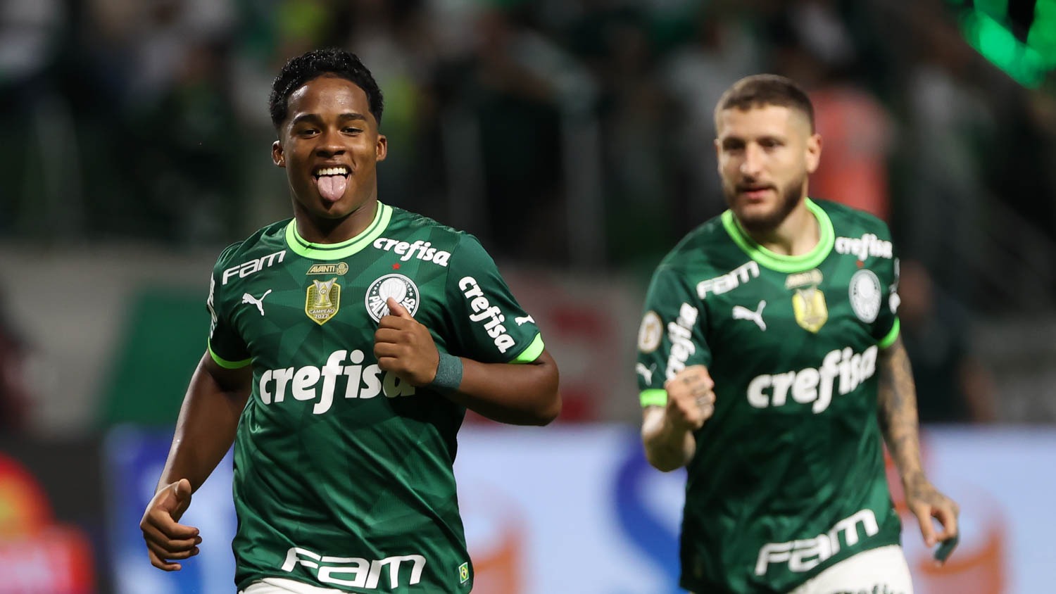 Palmeiras volta a vencer e dispara na liderança do Brasileirão