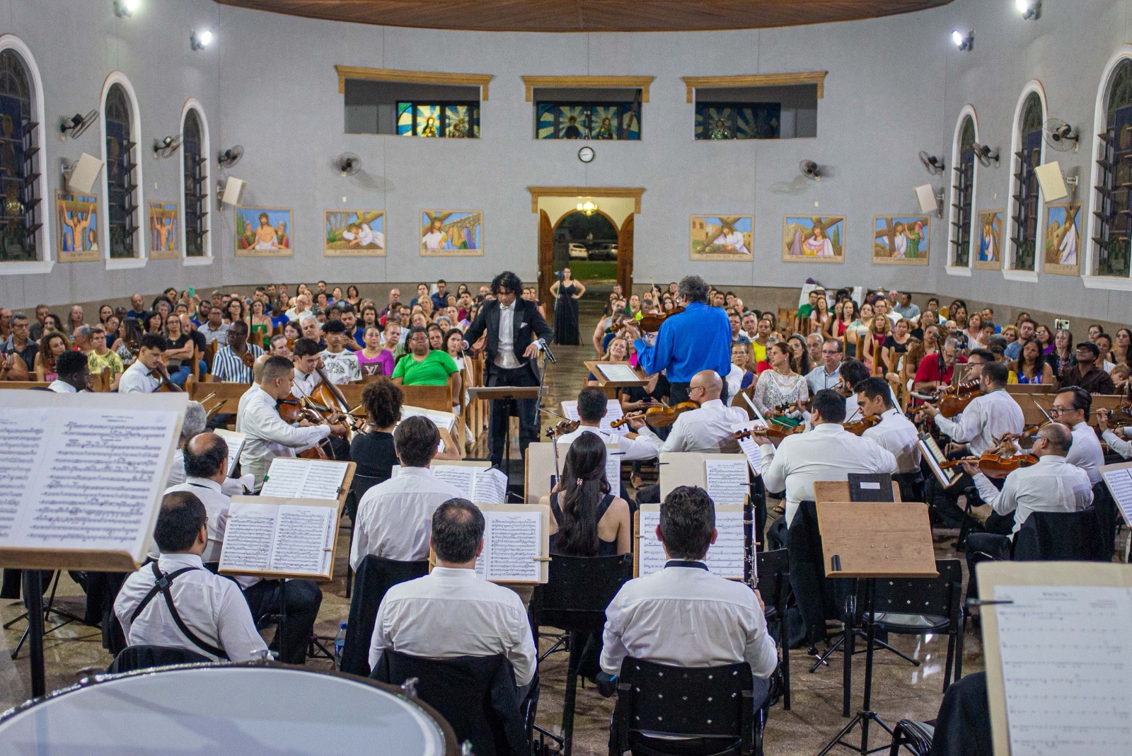 Concerto reúne grande público em apresentação na Igreja Santo Antônio de Pádua 