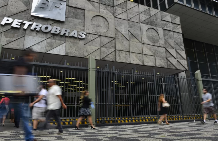 Petrobras refina 100% de óleo de soja pela primeira vez