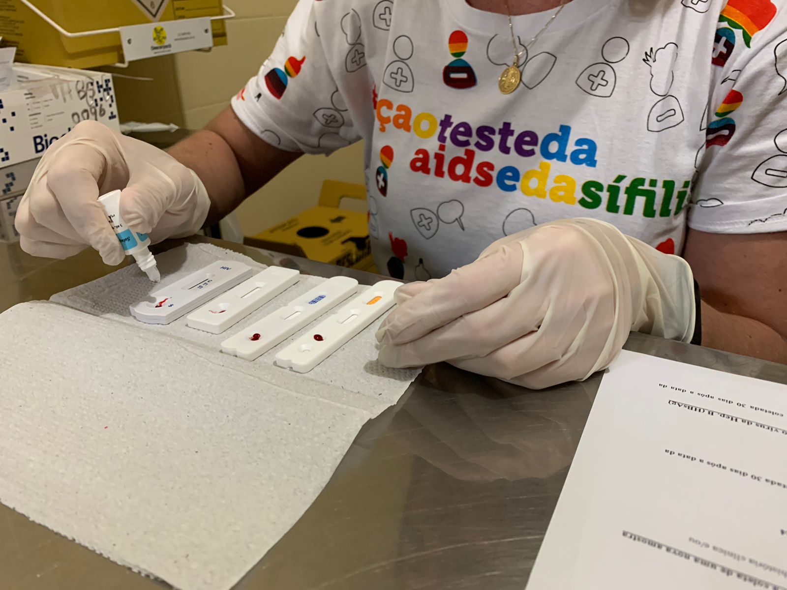 Saúde realiza testes rápidos para HIV e outras ISTs na ACIB de 7 a 15 de dezembro