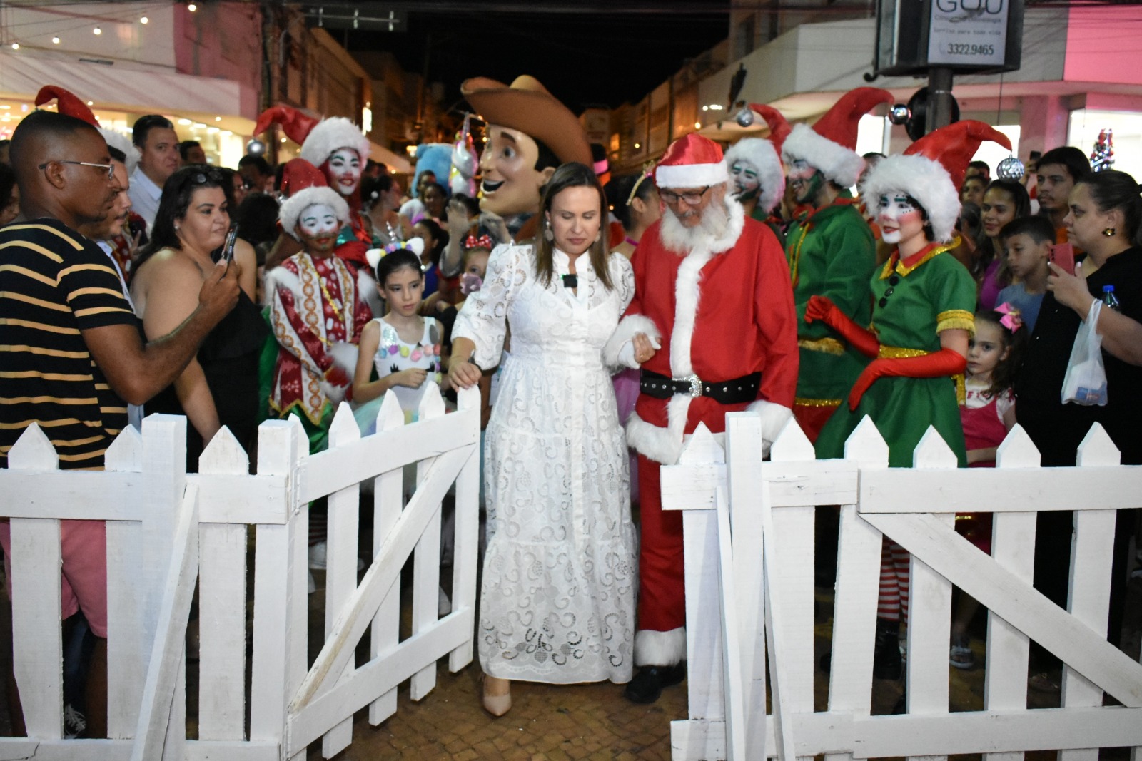 Com a chegada do Papai Noel é aberta programação de Natal