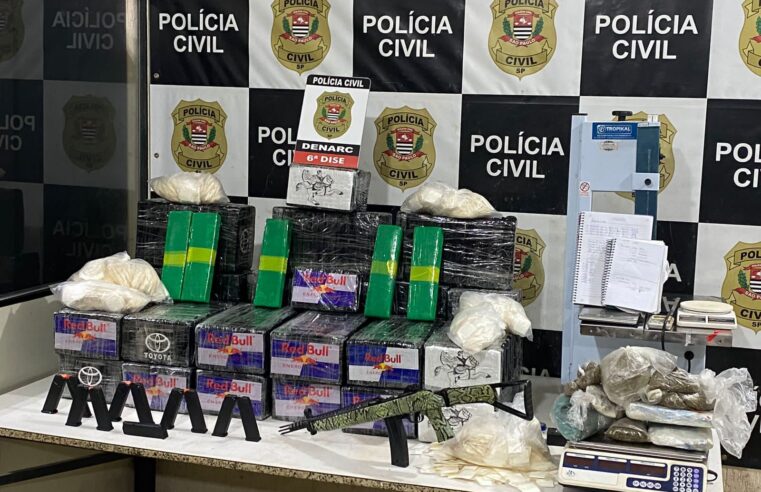 Dupla é presa com mais de 9 mil porções de drogas que abasteceriam tráfico na zona sul