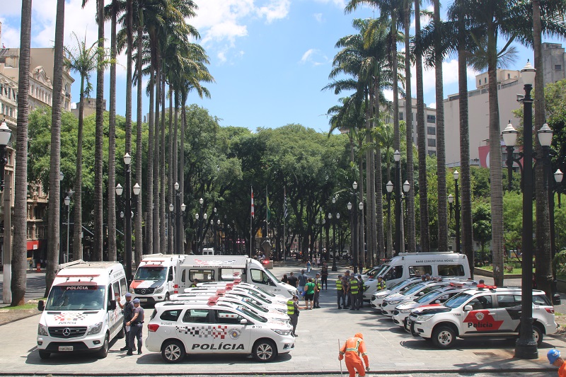 Cartão postal de SP, Praça da Sé tem policiamento reforçado e ações para aumentar segurança