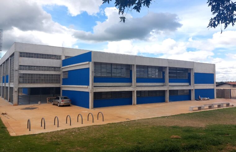 Obra da Escola Estadual do Nadir Kenan recebe retoques finais para conclusão 