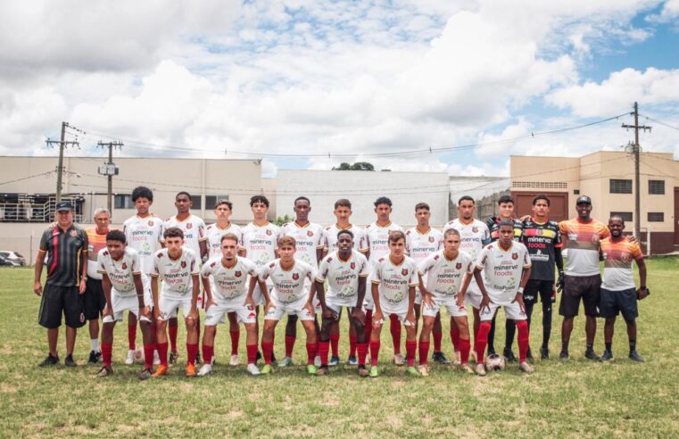 Sub-17 do BEC disputa quartas da Sanca Cup