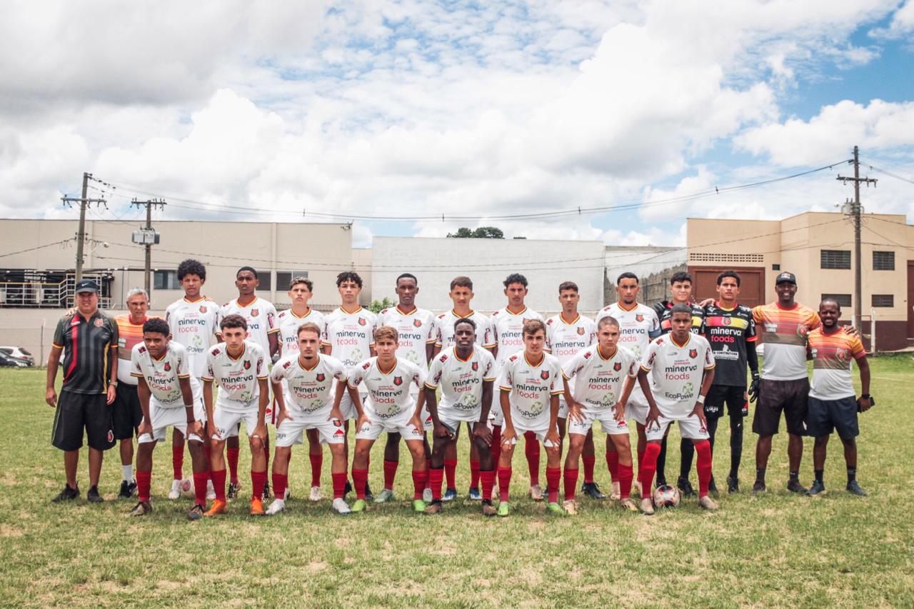 Sub-17 do BEC disputa quartas da Sanca Cup