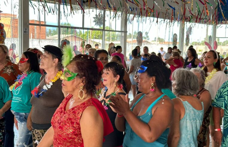 Prefeitura realiza eventos de Carnaval para pessoas idosas assistidas no CDI, CCIs e CRAS