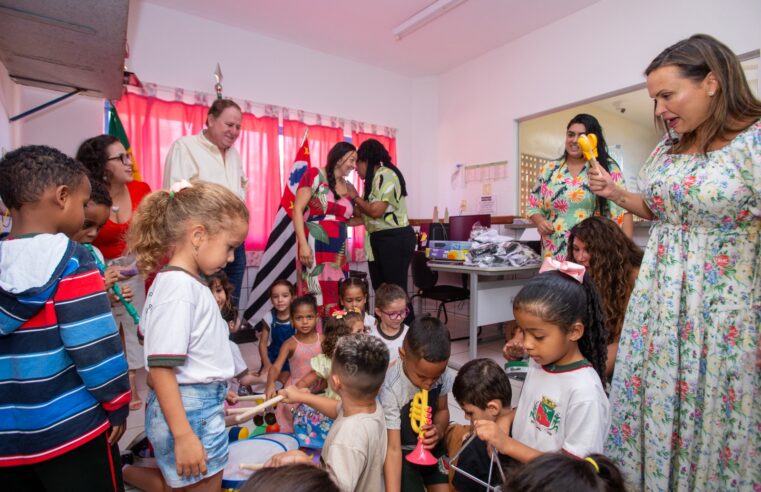 Prefeitura de Barretos inicia entrega de brinquedos educativos para todos os Cemeis