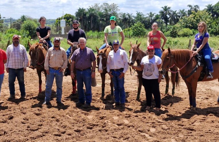 Curso de rédeas está sendo desenvolvido pelo Sindicato Rural e SENAR