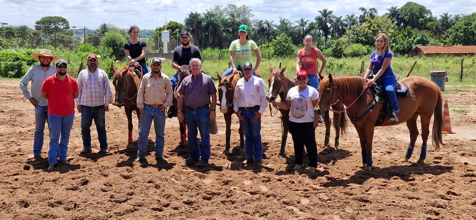 Curso de rédeas está sendo desenvolvido pelo Sindicato Rural e SENAR