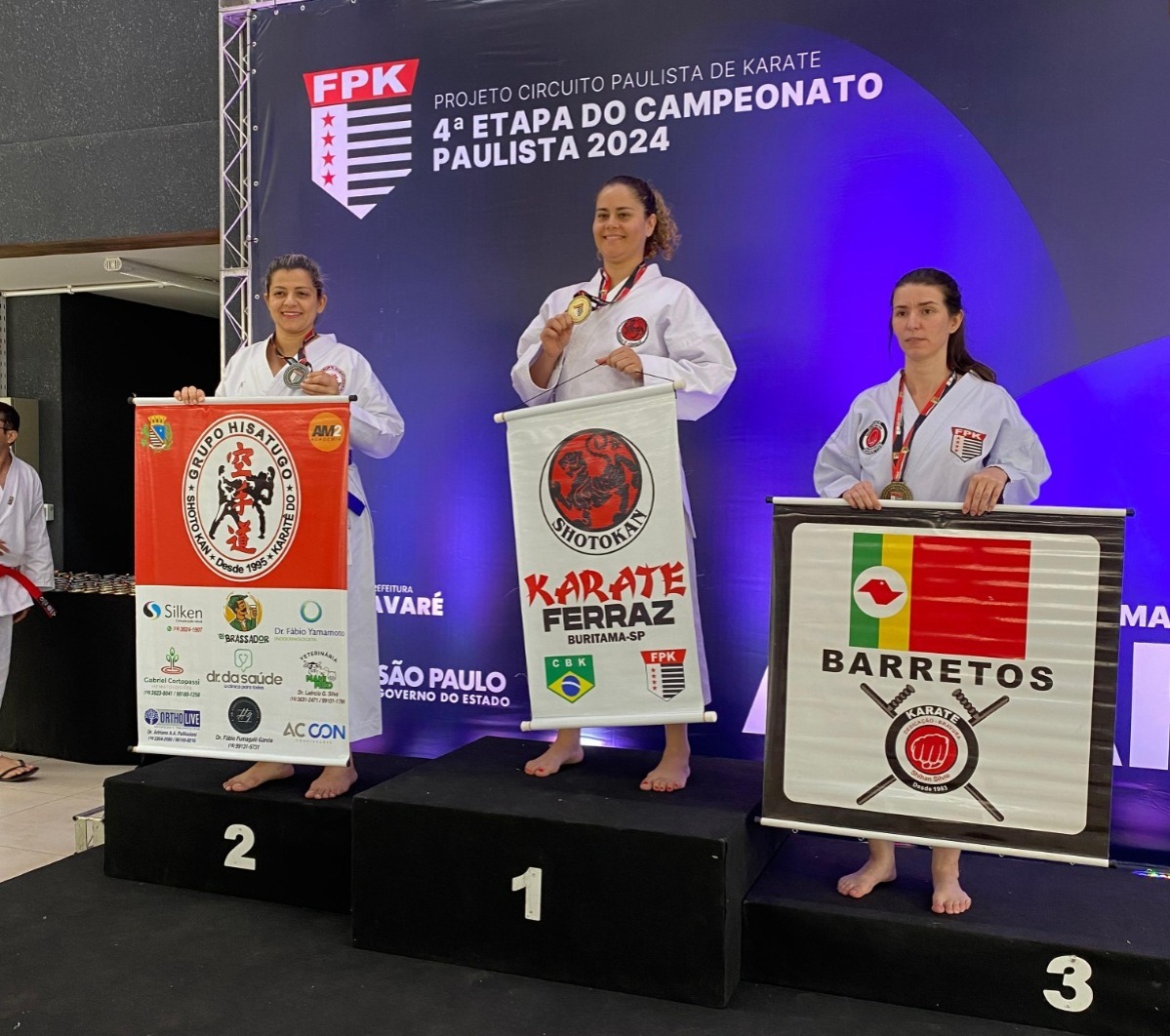 Atletas barretenses conquistam medalha e classificação para final do Campeonato Paulista de Karatê 2024