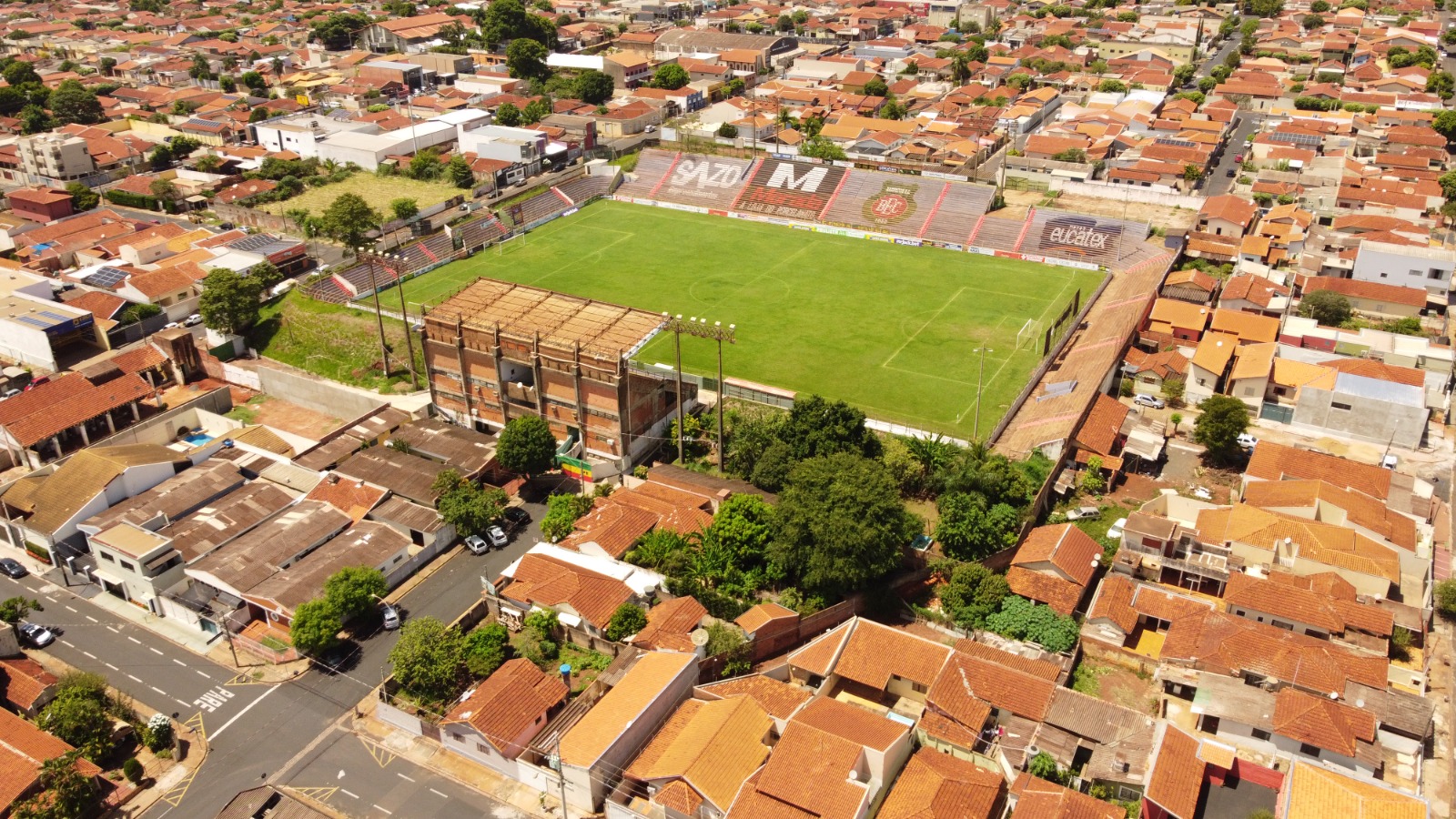 BEC x XV de Jaú jogam hoje no estádio Fortaleza