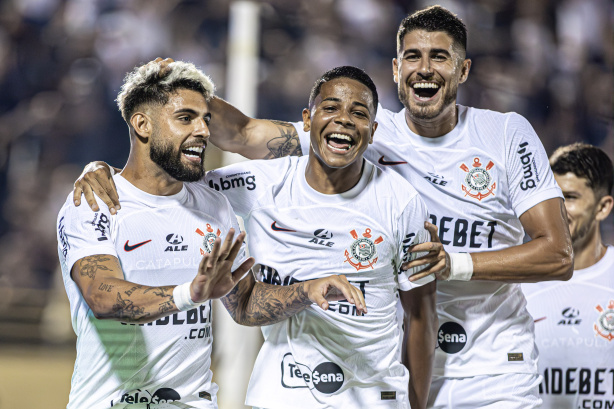 Com gols de Yuri Alberto e Pedro Raul Corinthians garante vaga na Copa do Brasil