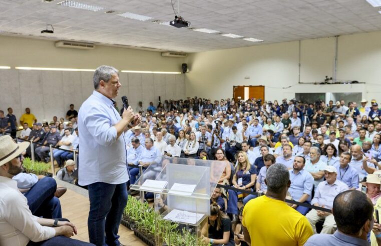 Governador visita a Agrishow e faz anúncios