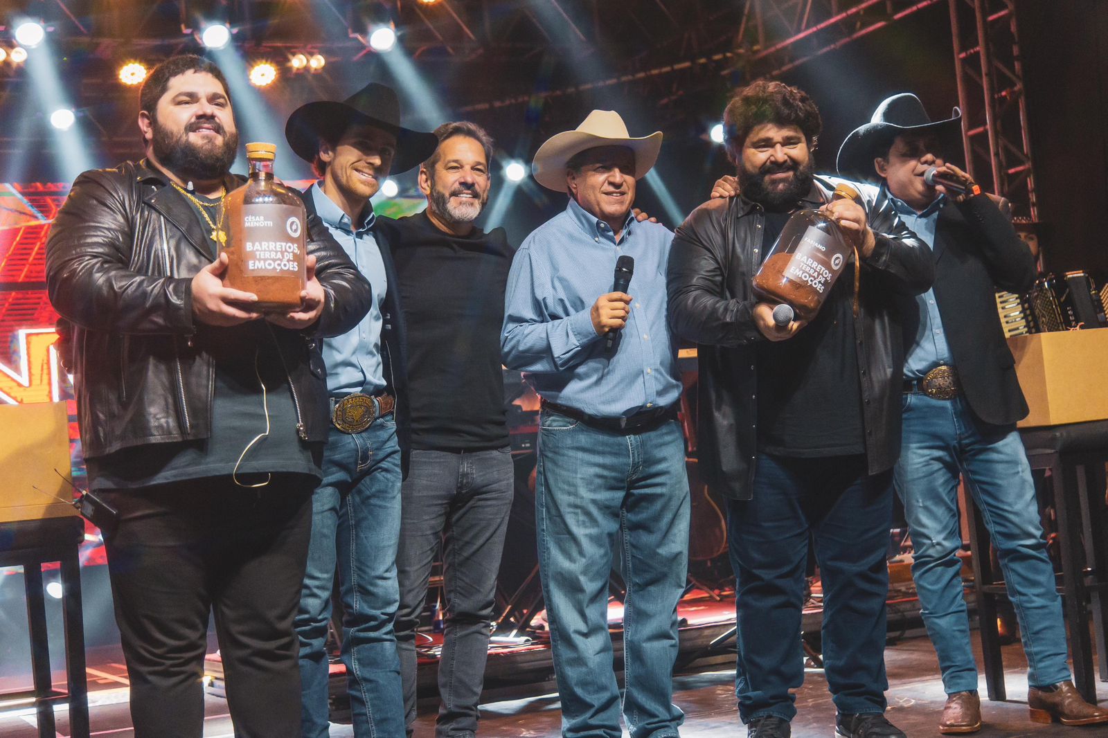 Lançamento da Festa do Peão de Barretos tem homenagem aos embaixadores e anúncio de show extra de César Menotti & Fabiano