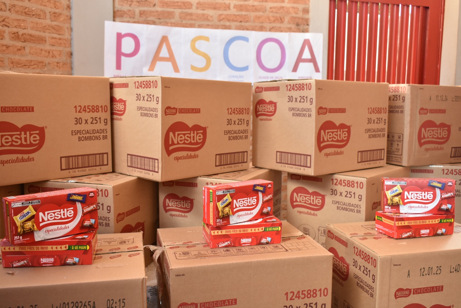 Fundo Social de Solidariedade recebe mais de mil caixas de bombons