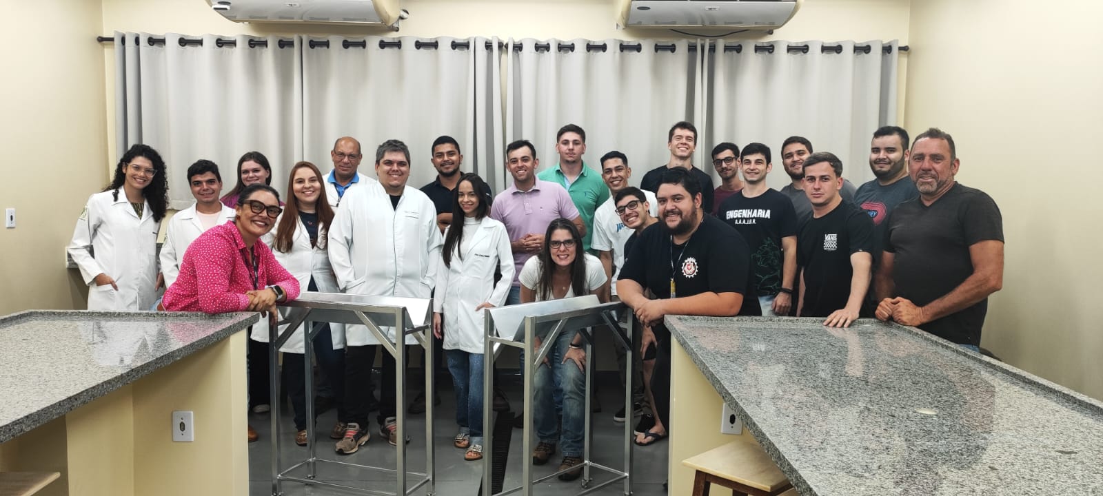 Intercâmbio de conhecimento entre cursos de Engenharia Mecânica e Medicina Veterinária do UNIFEB permite desenvolvimento de calhas cirúrgicas