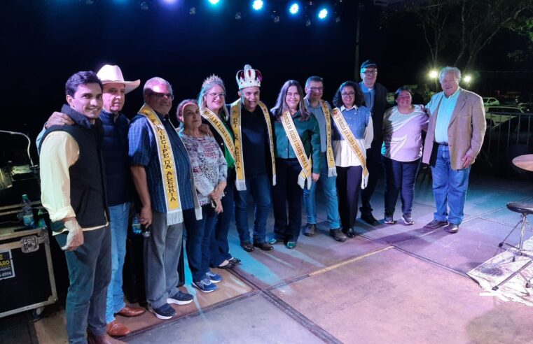 Arraial da Alegria coroa Rei e Rainha em quermesse