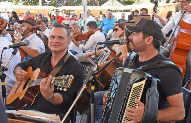 Com clássicos sertanejos, Orquestra Sinfônica Municipal de Barretos encanta público do Revelando SP