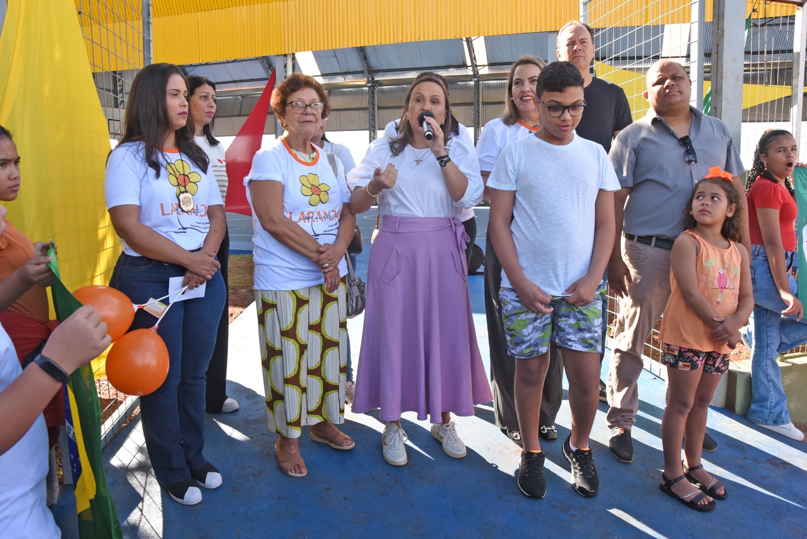 Prefeitura inaugura quadra poliesportiva da E.M. Prof. Dorotóvio do Nascimento Filho