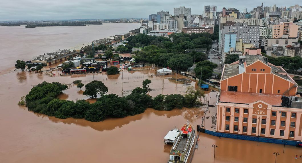 Com retorno de chuva forte no RS, população deve buscar áreas seguras