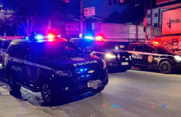 Polícia fecha ‘feira do rolo’ de celulares furtados no centro de São Paulo