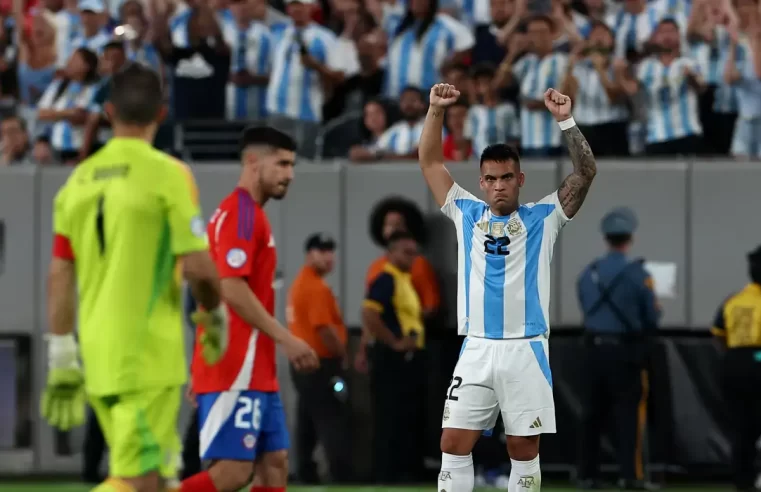 Argentina derrota Chile e se classifica para quartas da Copa América