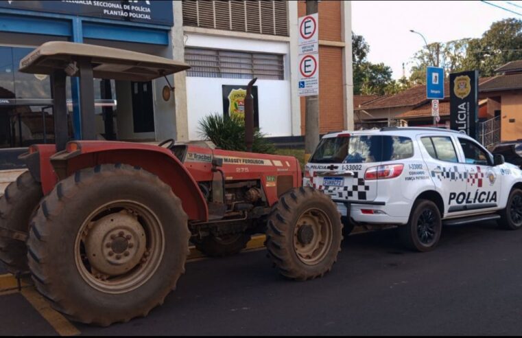 Trator furtado em propriedade rural é recuperado pela PM