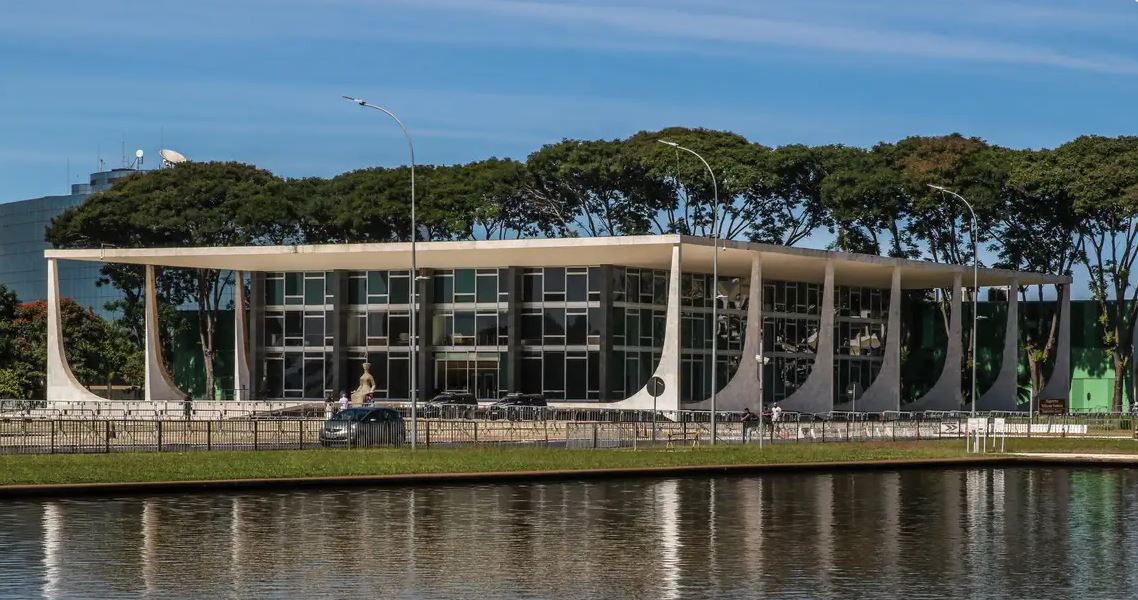 Supremo fixa 40g de maconha para diferenciar usuário de traficante