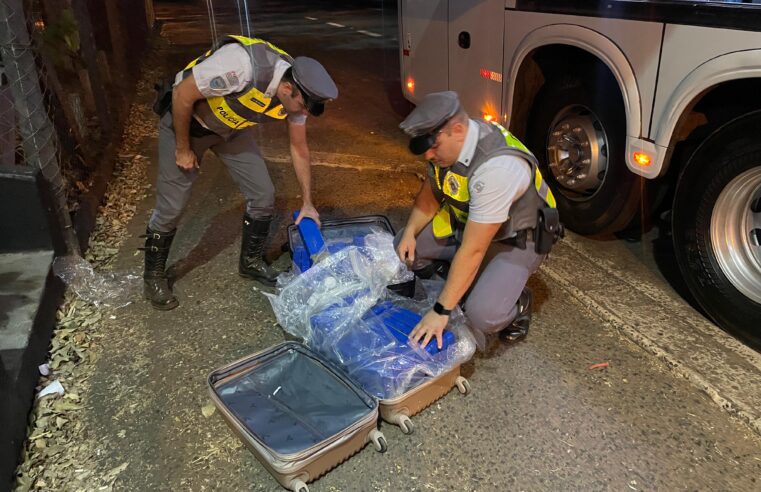  Polícia Rodoviária detêm passageira de ônibus com grande quantidade de drogas