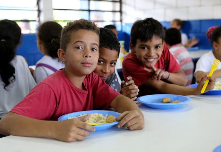 Educação de SP vai abrir escolas no recesso de julho para o projeto ‘almoço nas férias’