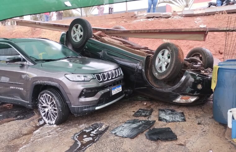 Motorista perde controle e atinge veículo em estacionamento do Shopping