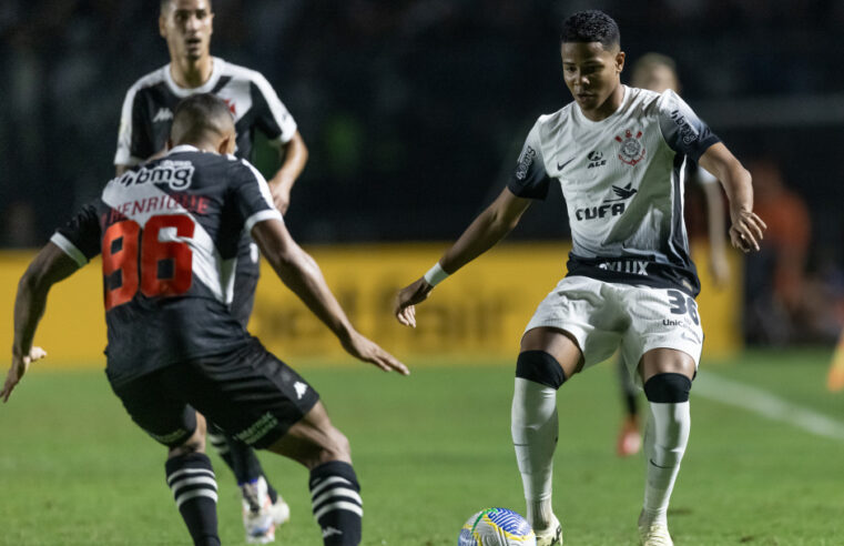 Vasco quebra jejum de 14 anos e derrota o Corinthians em São Januário