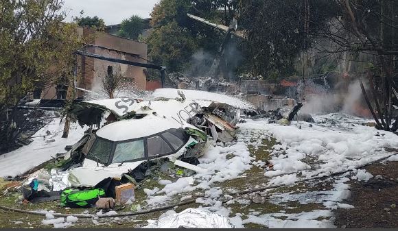 Avião da Voepass com 58 passageiros e 4 tripulantes cai em Vinhedo