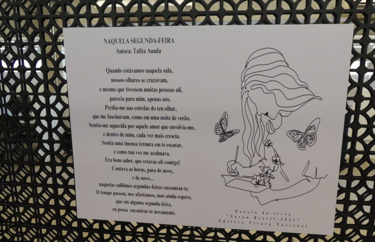 Aluna de Odontologia do UNIFEB apresenta exposição de poesias na Biblioteca