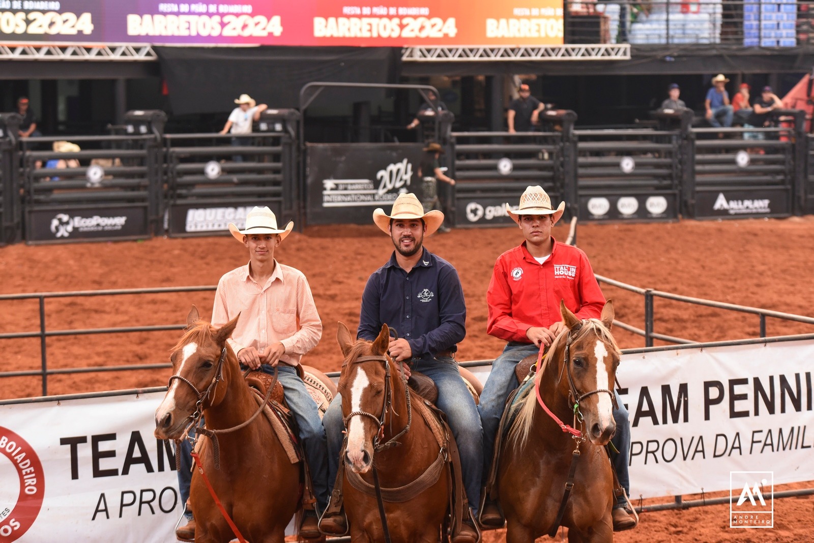 Semifinais definem trios classificados para as finais do Team Penning