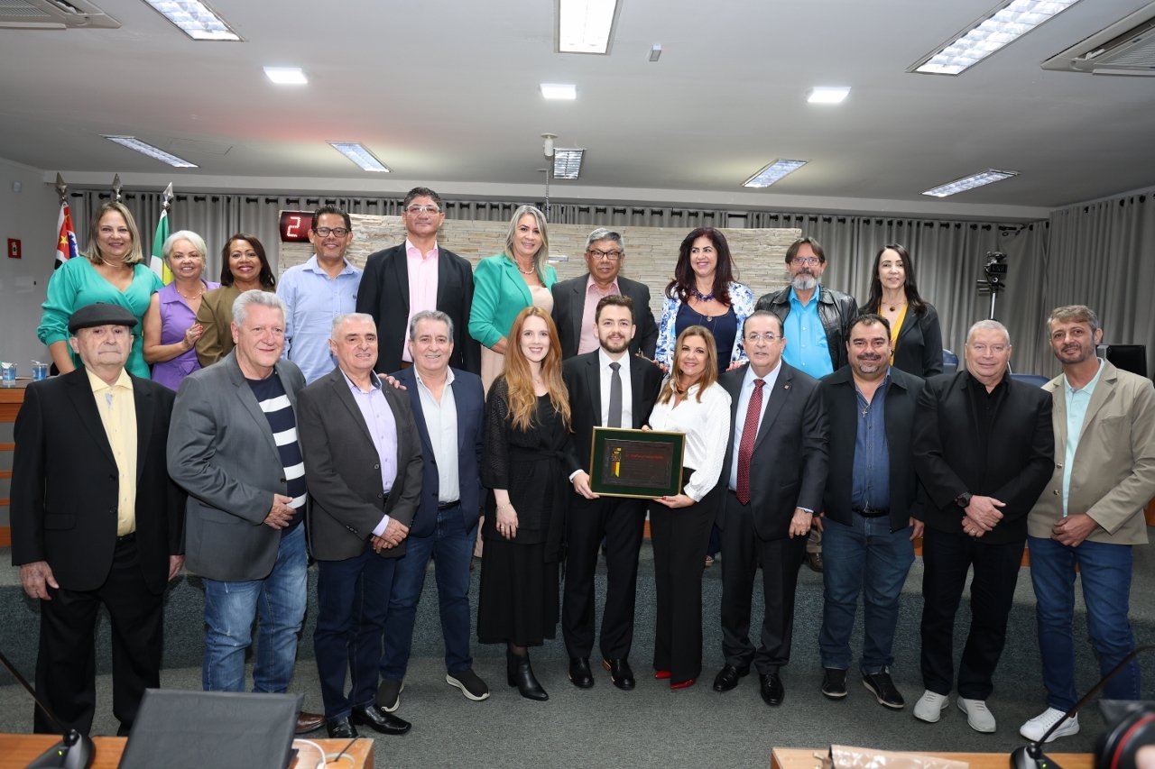 Matheus Calvo Motta recebe Título de Cidadão Honorário de Barretos